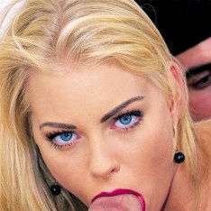 Anal Loving Claudia Jammson Joins the Mile High Club