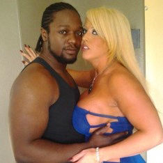 Jody stuffs big tit MILF Alura Jenson with his BBC
