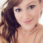 Eager Eve Laurence gets her pretty face covered in jizz
