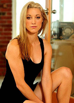 Zoie Palmer And Anna Silk Nude Lesbo Scene In Lost Girl